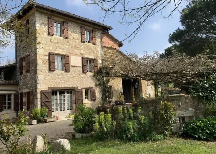 Pey Sud بيت للعطل